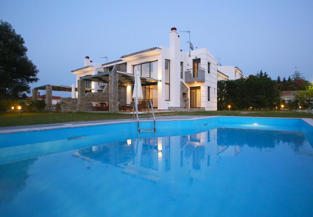 Sunny Sani Luxury Villas Kamer foto